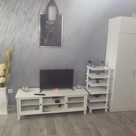 Ferienwohnung Danica Sremska Mitrovica Exterior foto